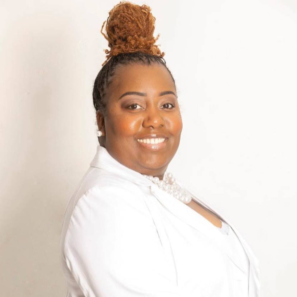 Meet your Posher, Allison